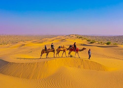 Finding Serenity: The Art of Slow Travel in the Desert.